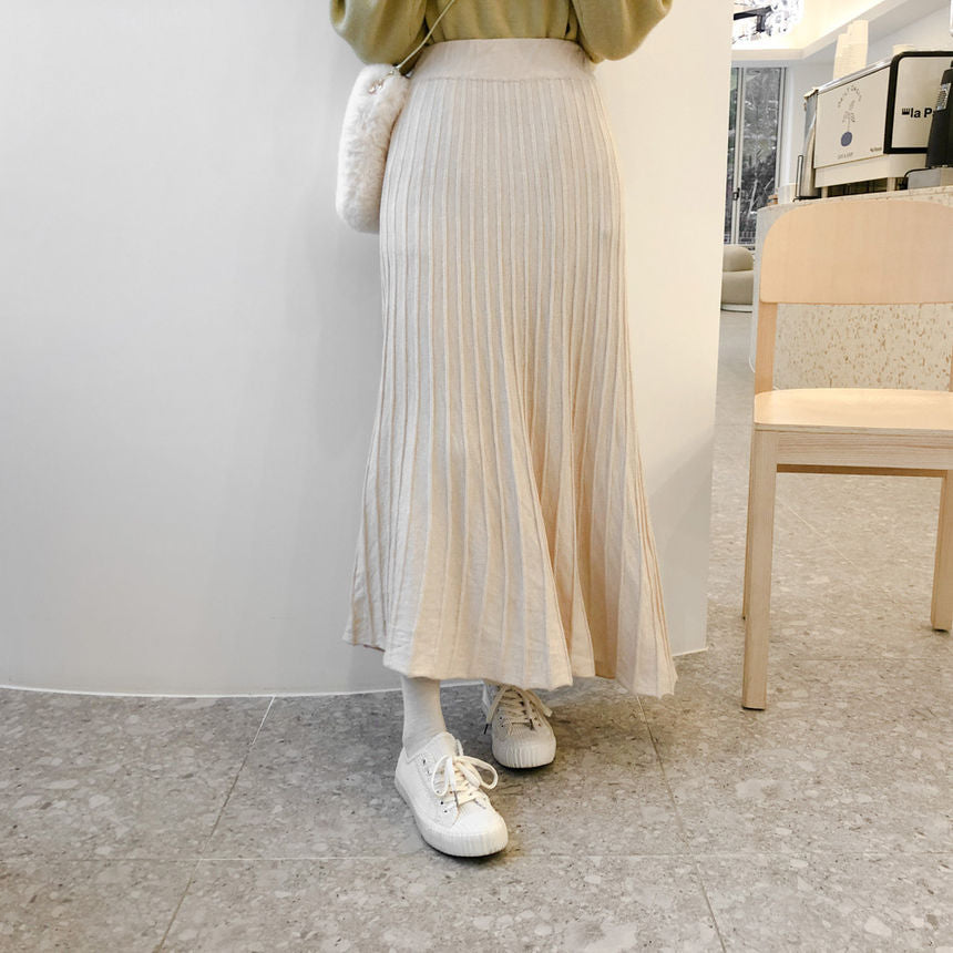 monroll - 圓領毛衣 / 格子迷你A字裙