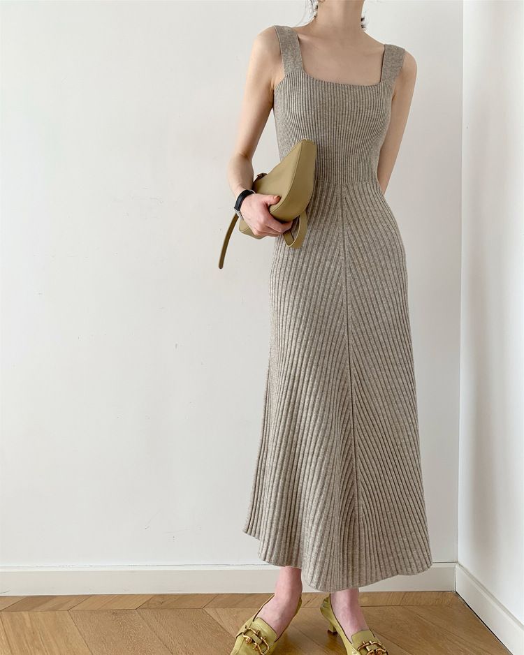 PINPI - 無袖A字針織連衣中裙