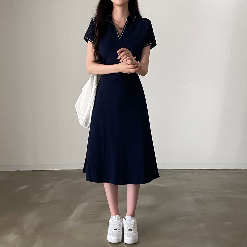 Coris - 短袖配色飾縫線馬球連衣裙