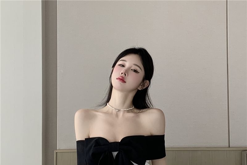 Yilda - 露肩雙色迷你A字連衣裙