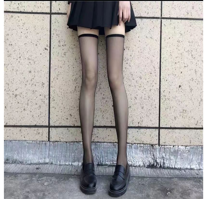 Mimiyu - 薄紗絲襪