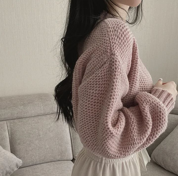 Mikiko - V領純色扣鈕短款開衫