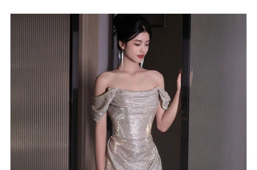 MSSBridal - 短袖露肩純色亮面皺褶A字晚禮服