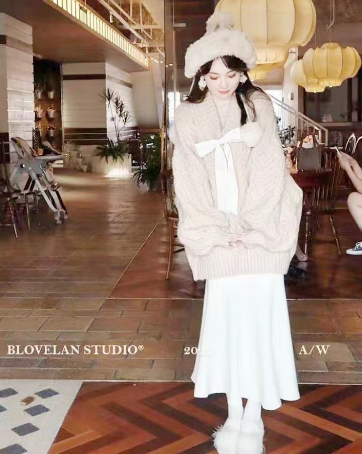 Sisyphi - V領蝴蝶結麻花針織毛衣