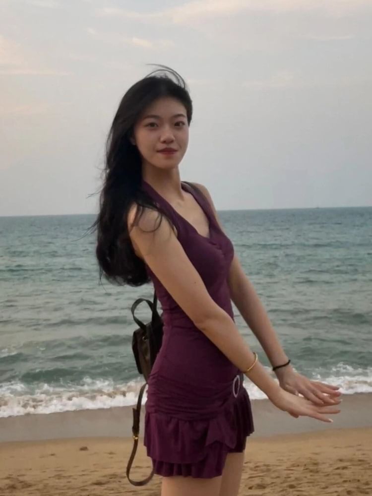 OUREA - 掛脖V領純色荷葉迷你塑身連衣裙