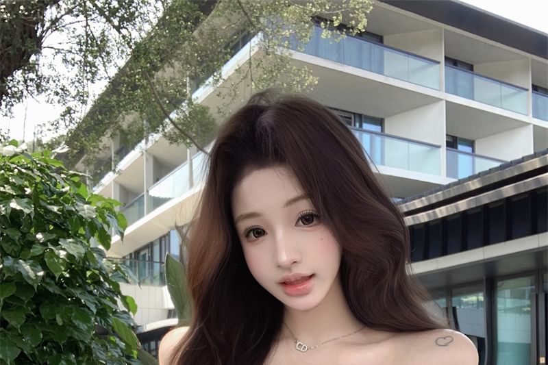 Trendycas - 無袖露肩純色上衣