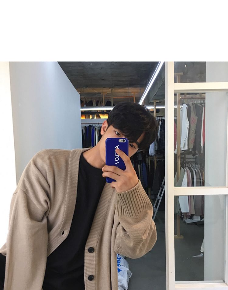 匡億 - 寬鬆V領開衫