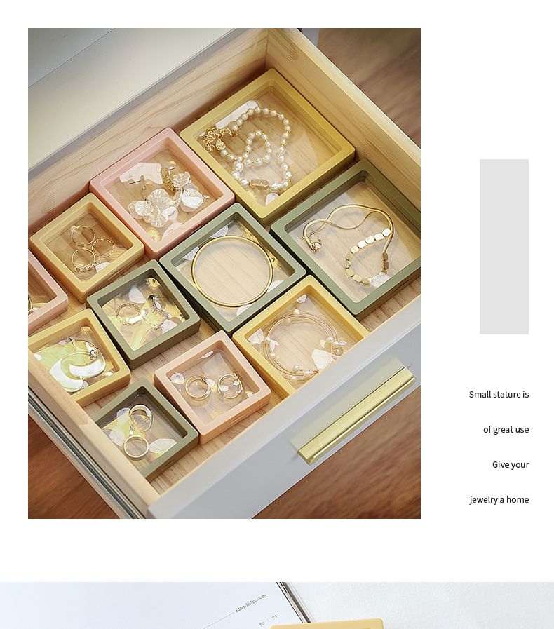 Connie Queenie - 方形塑膠透明展示首飾盒