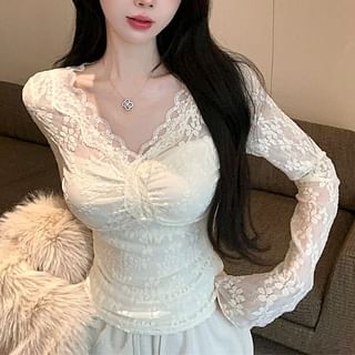 Essere-長袖V領碎花蕾絲邊修身短款上衣