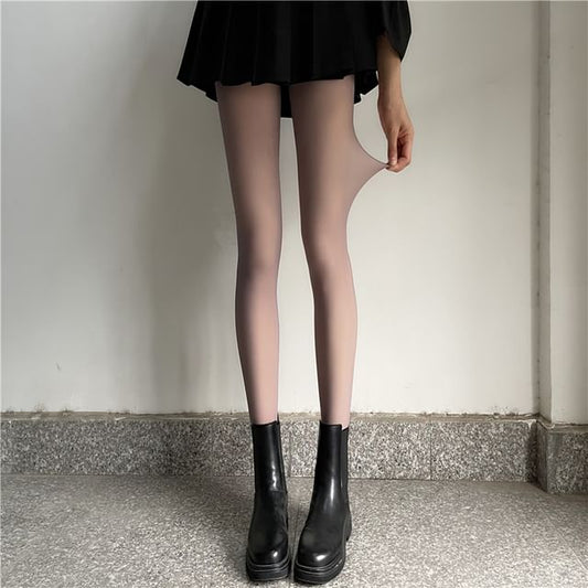 Gentiana-毛裡純色襪子
