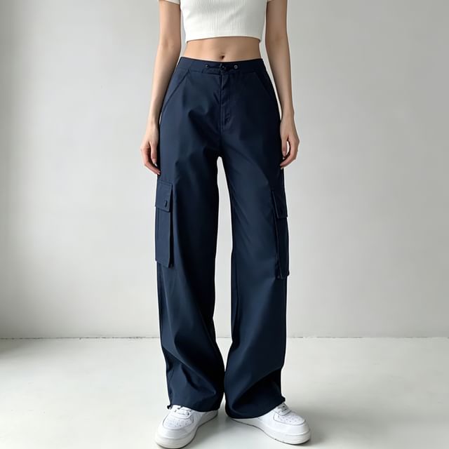 Shira-機能風寬鬆工裝抽繩束腳直筒褲